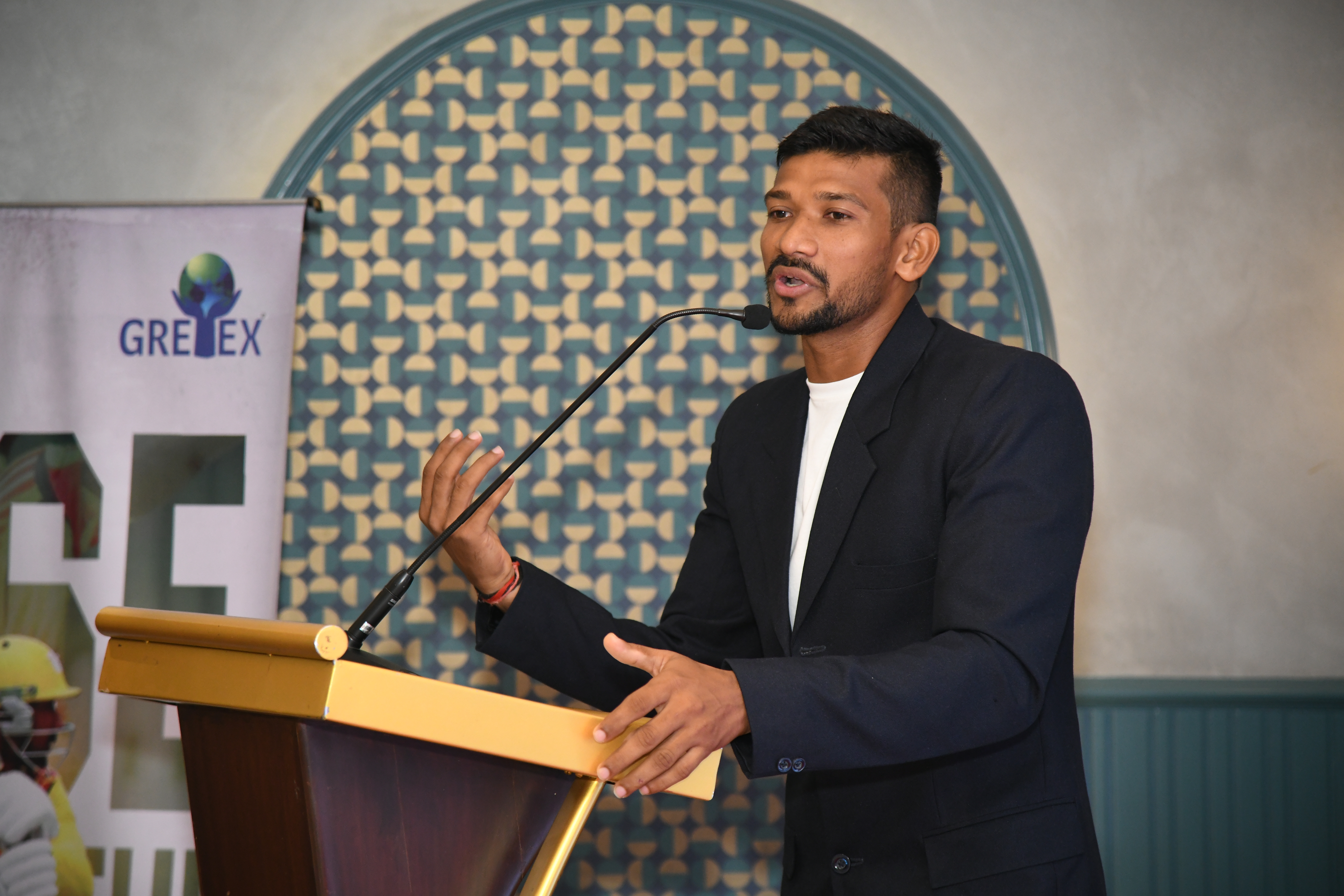 Alpesh Ramjani Signing