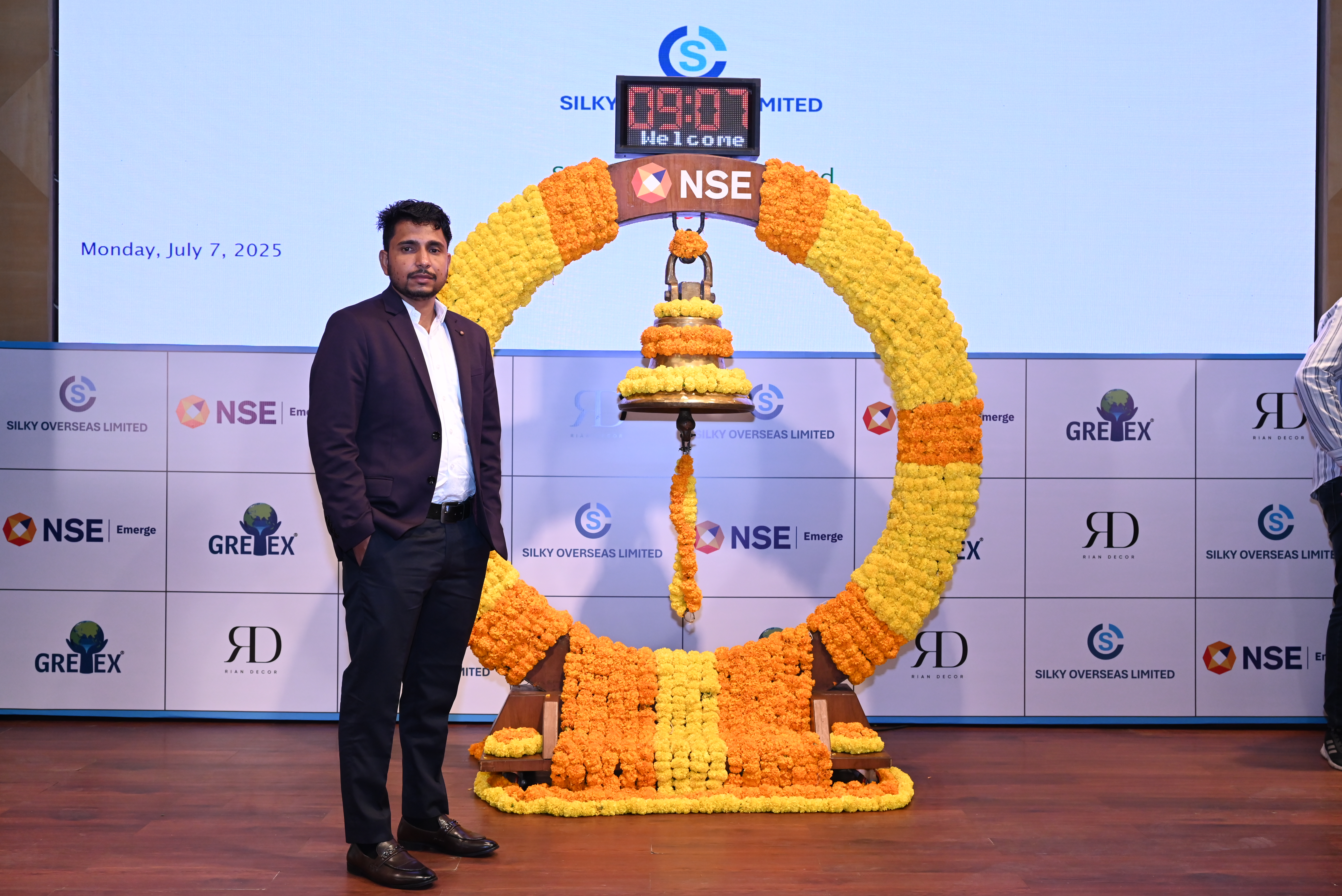 Silky Overseas Limited Listing Ceremony Photos