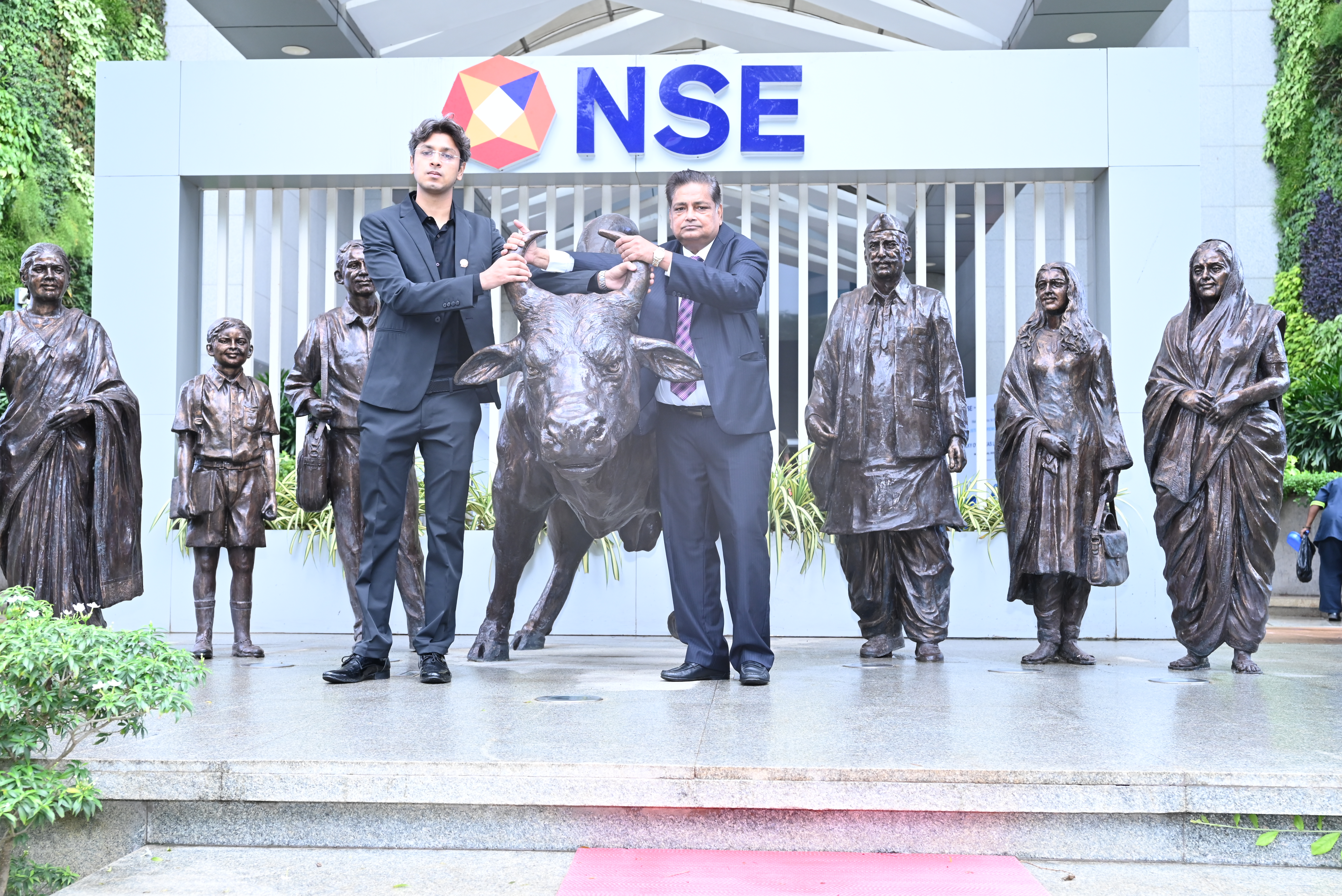 Silky Overseas Limited Listing Ceremony Photos