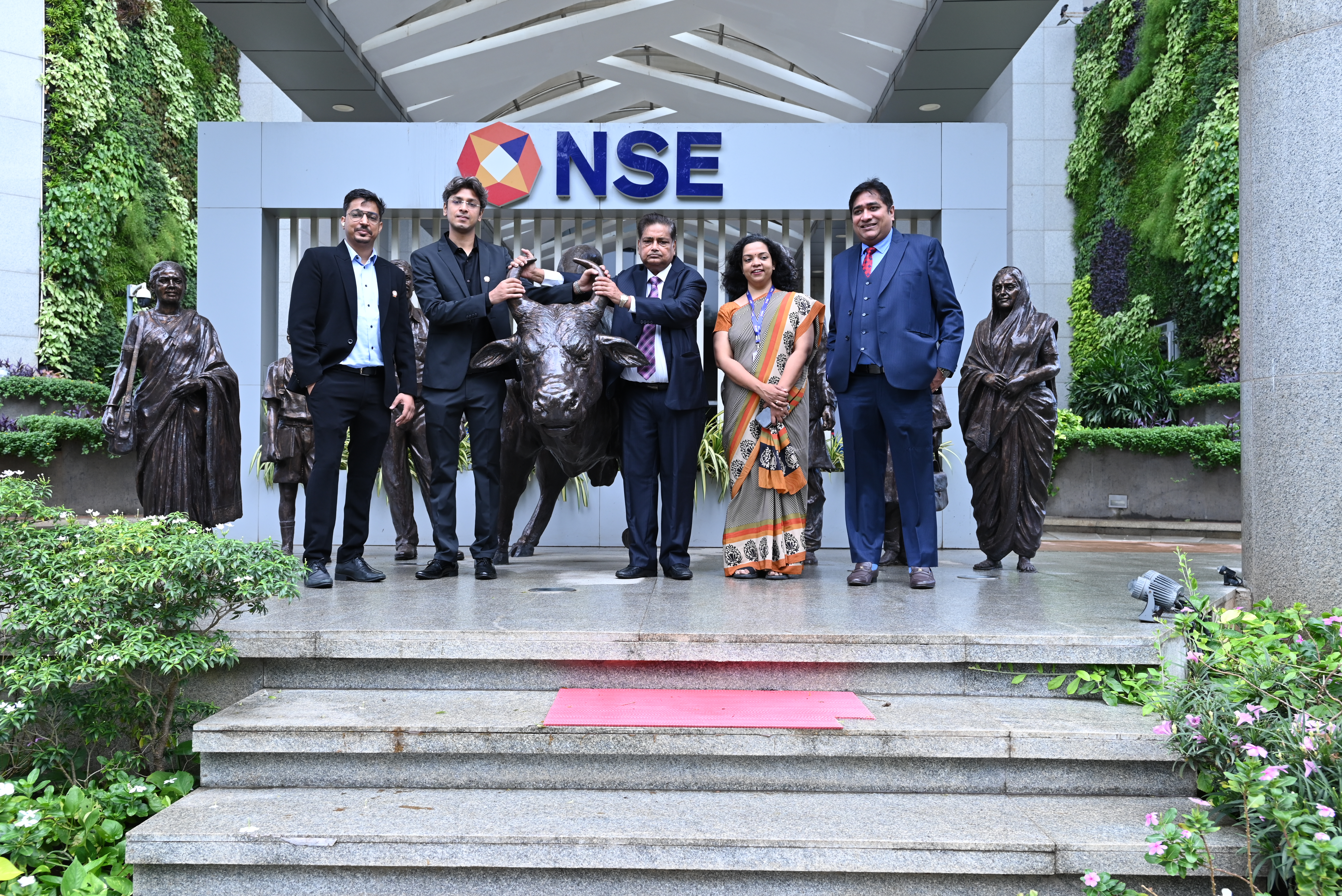 Silky Overseas Limited Listing Ceremony Photos