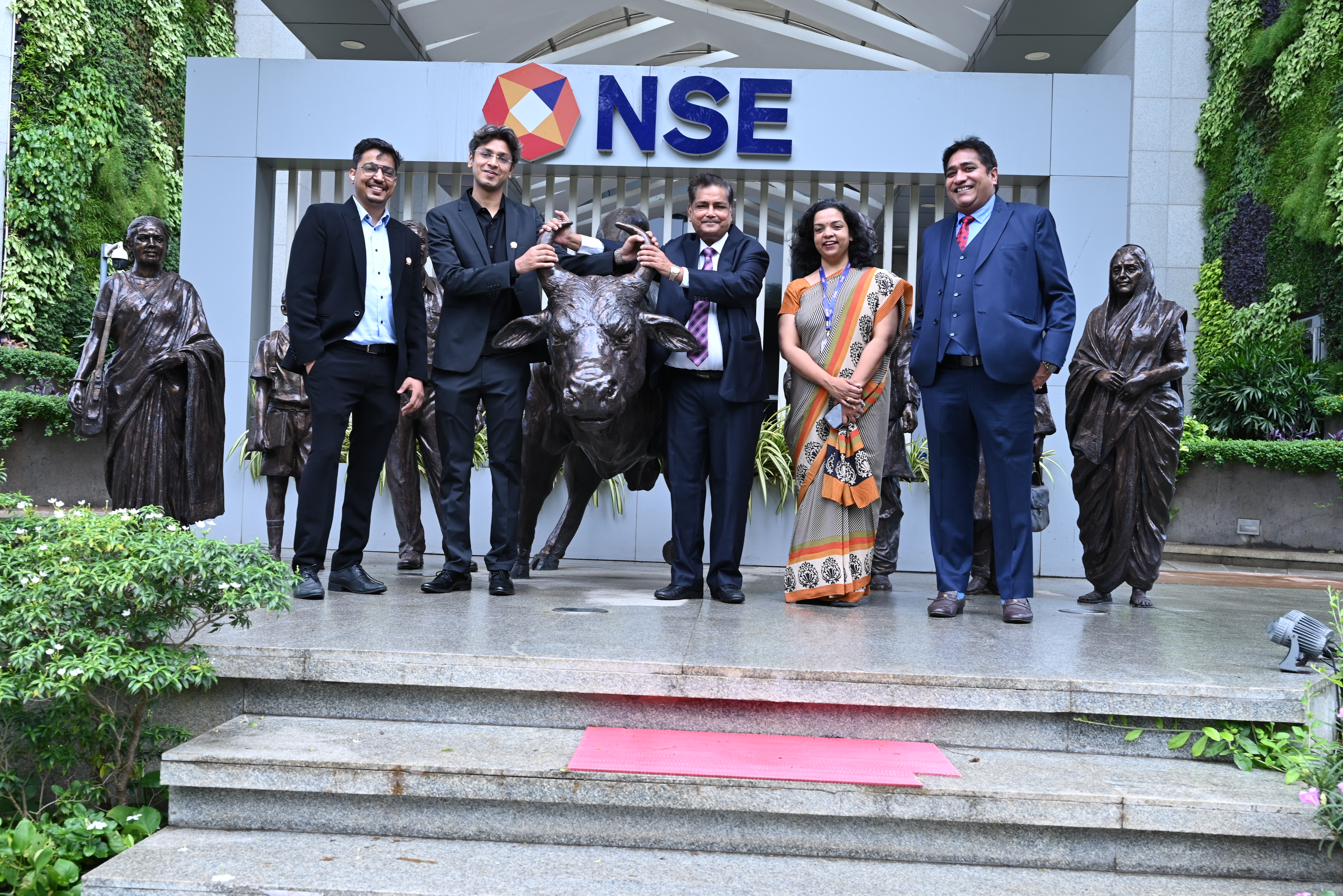 Silky Overseas Limited Listing Ceremony Photos