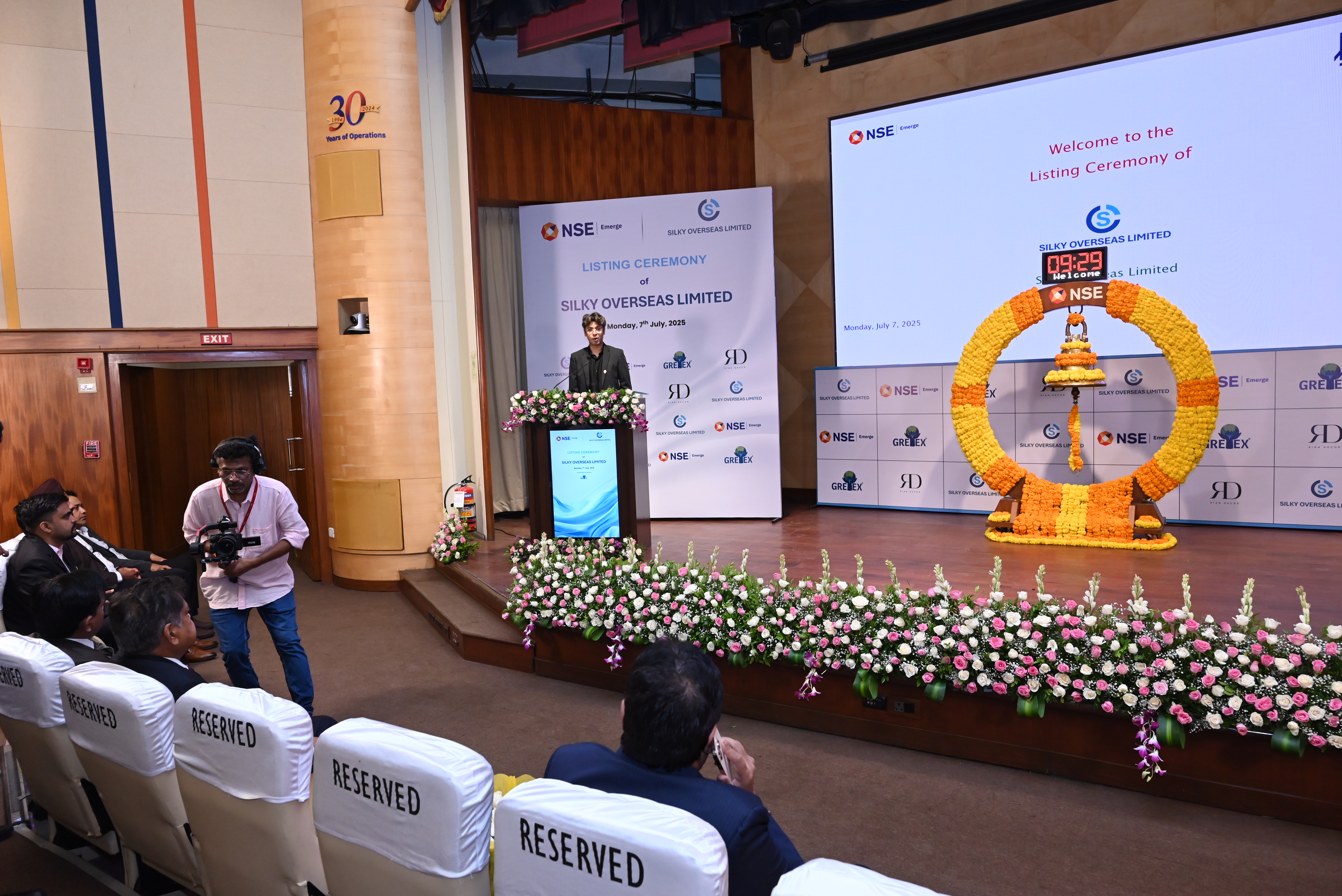 Silky Overseas Limited Listing Ceremony Photos