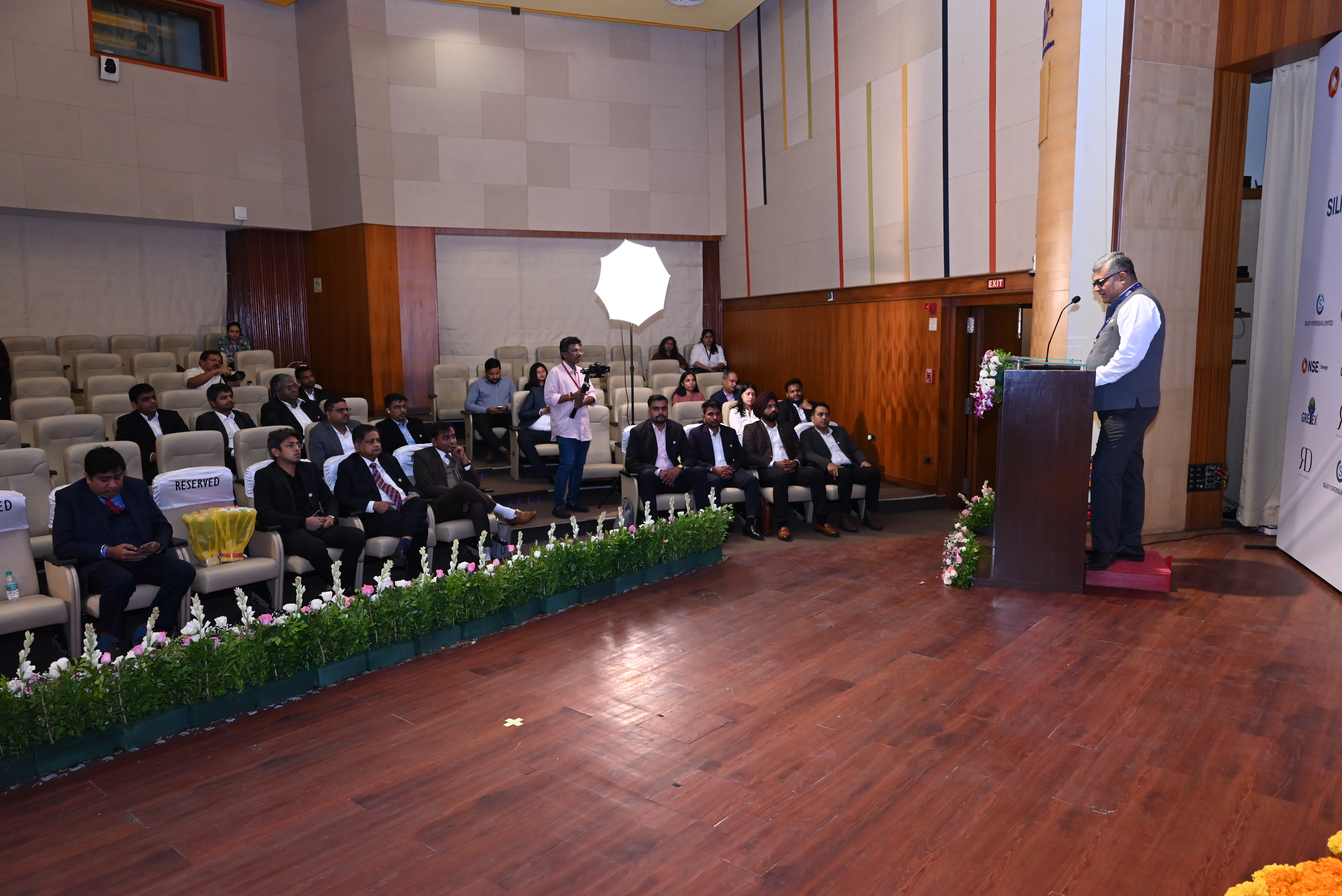 Silky Overseas Limited Listing Ceremony Photos