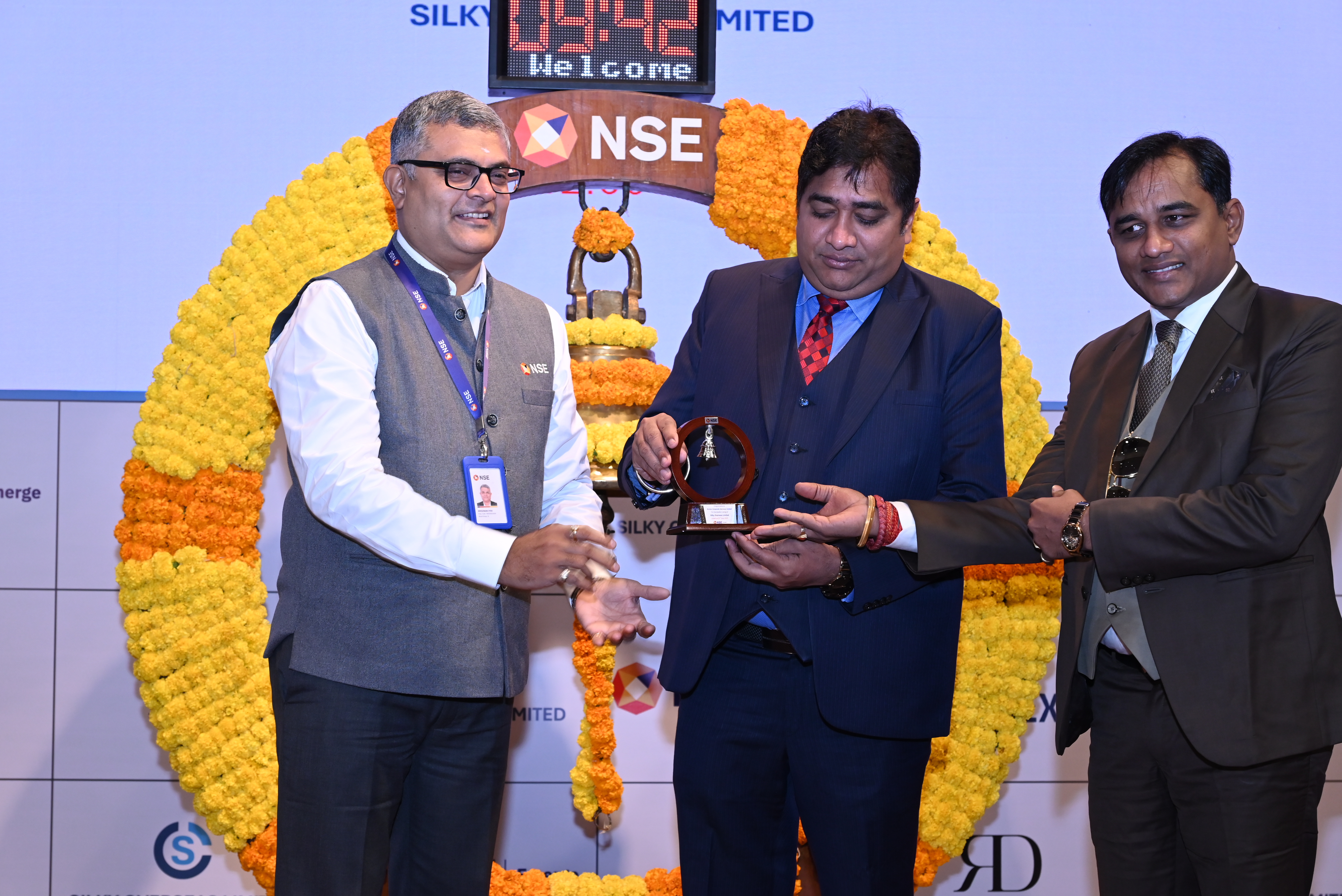 Silky Overseas Limited Listing Ceremony Photos