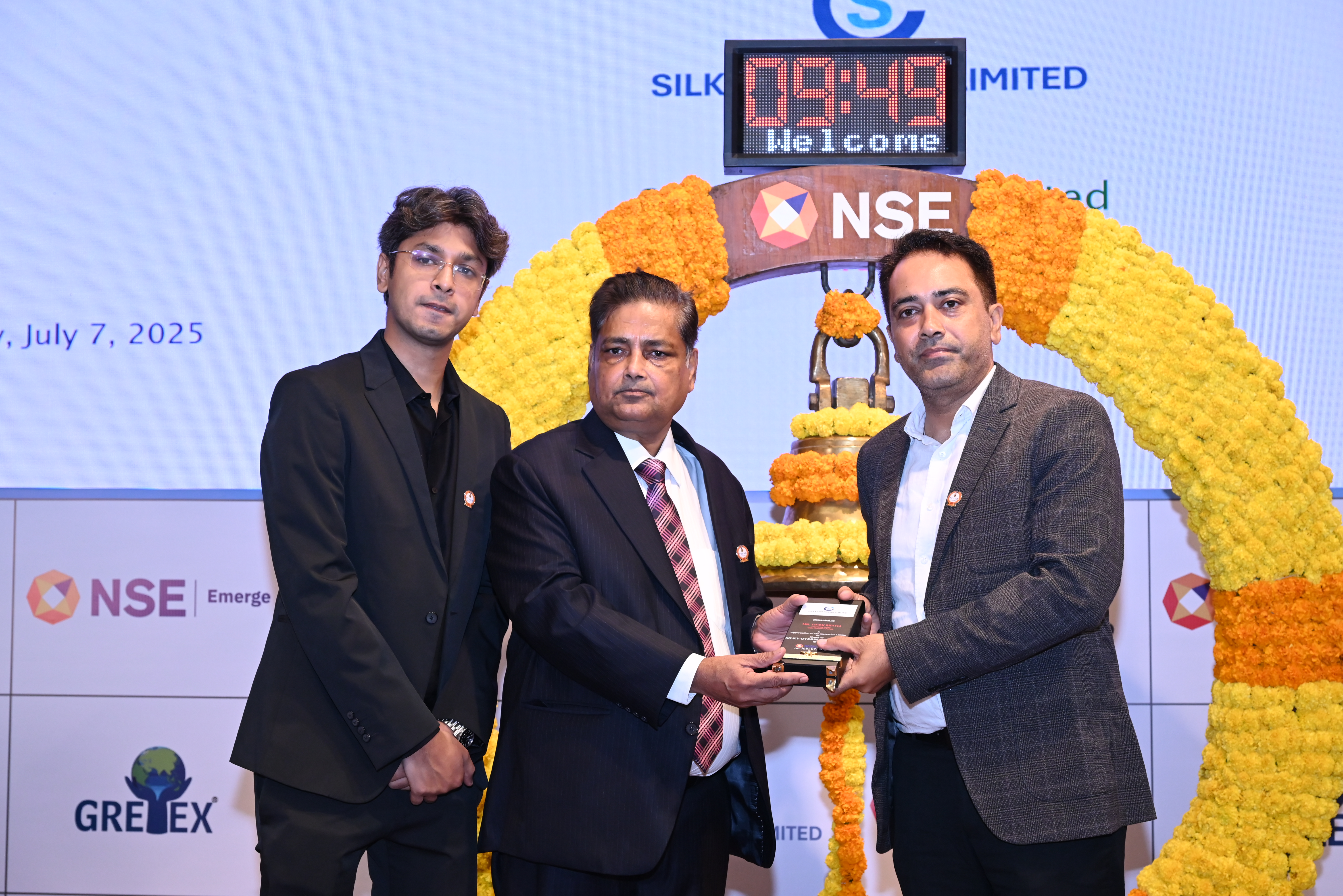 Silky Overseas Limited Listing Ceremony Photos