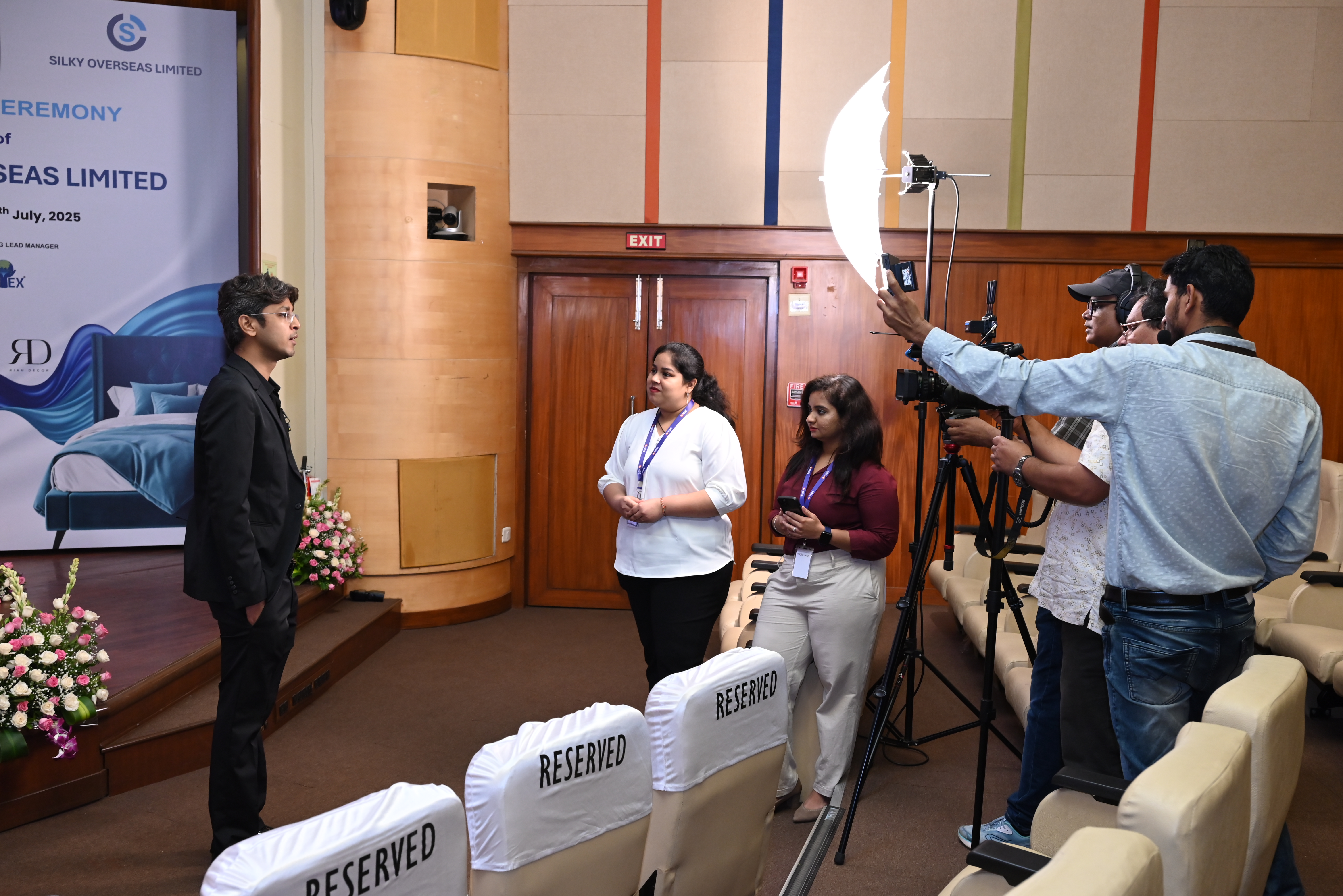 Silky Overseas Limited Listing Ceremony Photos